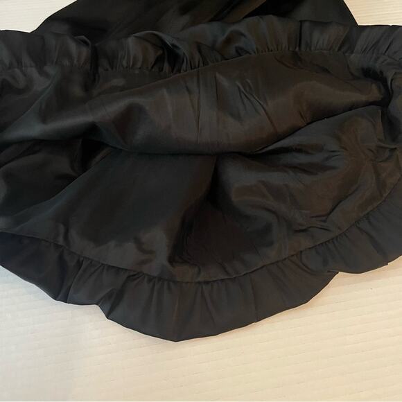 Maggy London Black Satin Glam Feminine Event Balloon Skirt Dress NWOT Size 4 - Picture 8 of 12